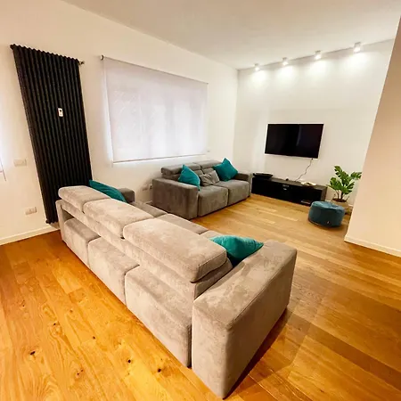 דירה Ada Luxury